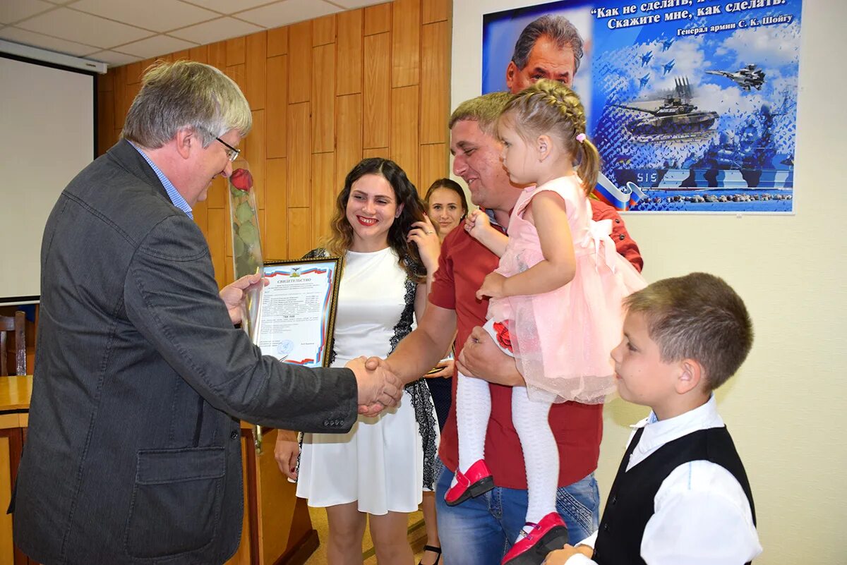 свадьба в день семьи губкинский. ветеран юбилей. семья губкиных. злобины многодетная семья губкин. присынки губкинский район.