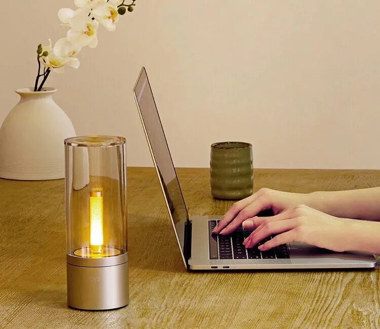 Лампа светильник xiaomi. Ночник xiaomi yeelight smart atmosphere candela light gold. светильник xiaomi yeelight smart atmosphere candela ylfw01yl. умная лампа-ночник yeelight candela lamp ylfw01yl. умный ночник свеча yeelight atmosphere candela lamp ylfw01yl.