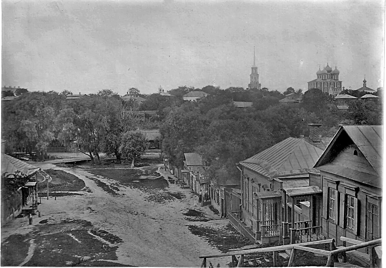 рязанский кремль на реке трубеж. рязань 20 век. архив города рязани. рязань 70 годы. ул астраханская рязань 19 век.