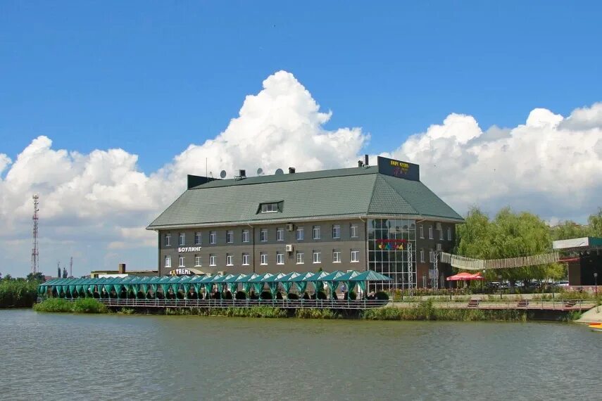 Гостиница уют славянск на кубани. Гостиница уют славянск на кубани. Парк уют славянск на кубани. Парк отель уют славянск-на-кубани. Парк отель уют славянск-на-кубани.