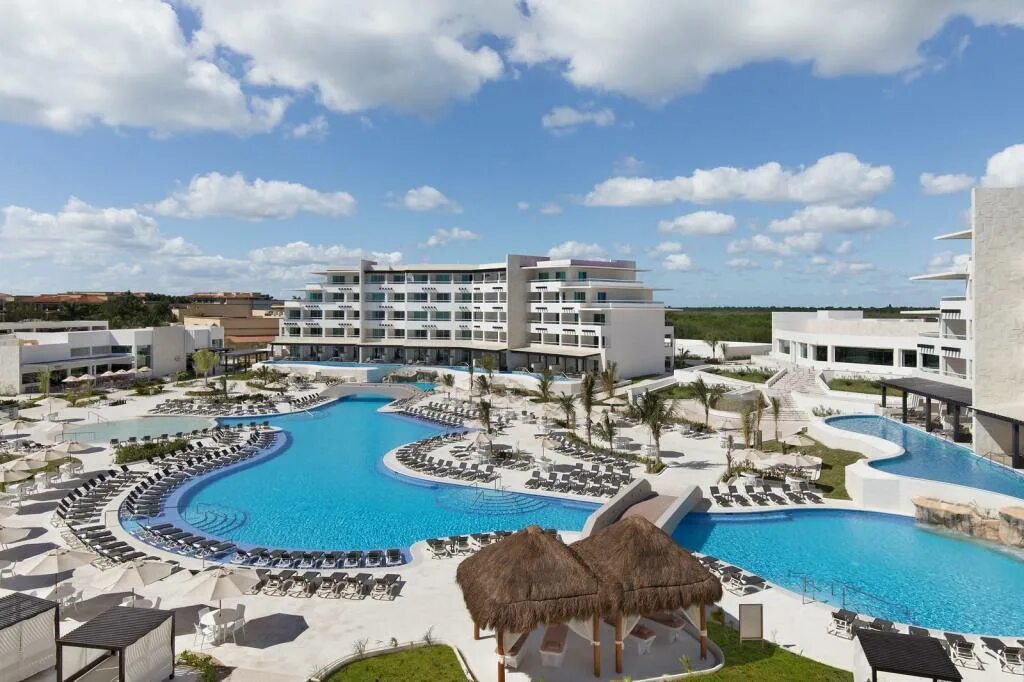 Saphir resort spa 5. Summerville resort - all inclusive перевод. Marina els. Marina els. Marina els.