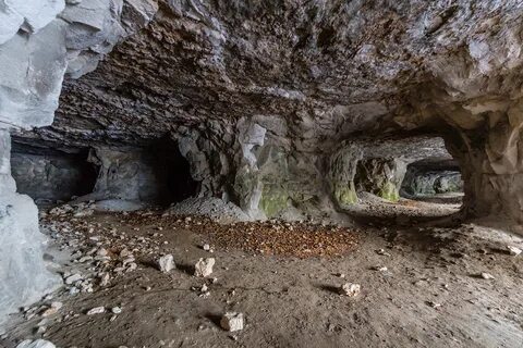 Курган пещера