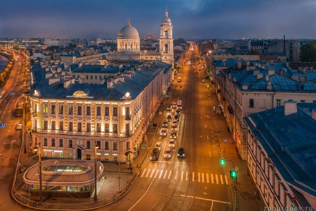 Ост спб. Забурдаев ночной Петербург. Васильевский остров Санкт-Петербург. Район на Васильевском острове в Санкт-Петербурге. Питер Василеостровский район.