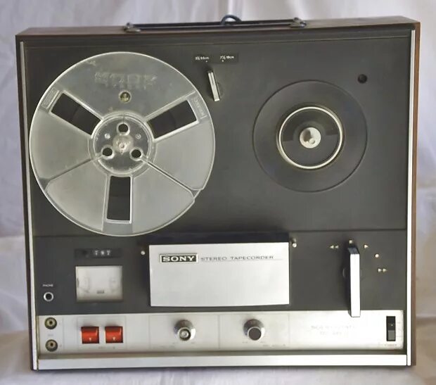 Магнитофон пленка. Sony TC 252. Sony TC-850. Sony TC-630. Teac Reel to Reel двухблочный 9200.