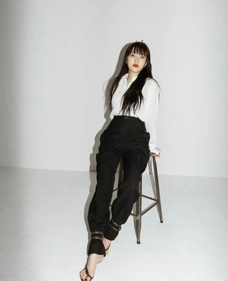 Joy red velvet 2017. Джой red velvet фигура. Джой ред вельвет в полный рост. Рост джой из ред вельвет. Joy рост.