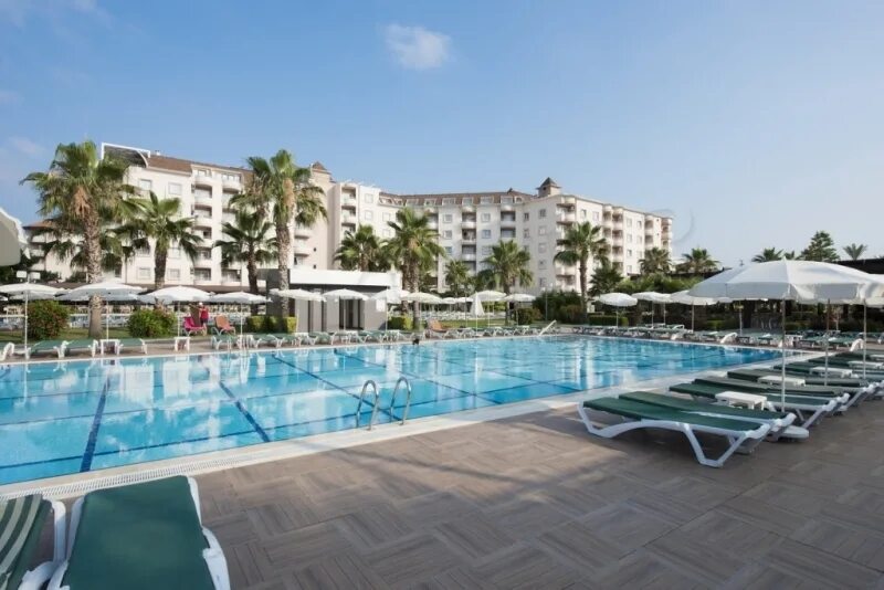 Garden select 5. Отель royal garden beach hotel. роял гарден селект турция. royal garden beach hotel 5. royal garden beach hotel 5 конаклы.