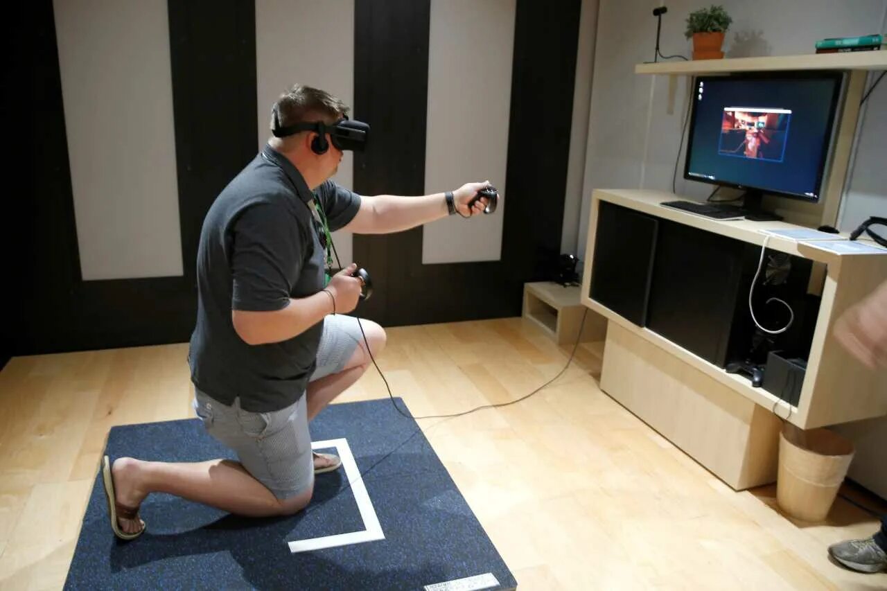 Playstation 3 vr. Виртуальный человек. Телевизор виртуальной реальности. Ps4 vr игры. Vr-шлем от fibrum.