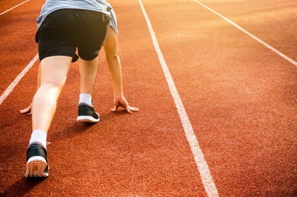 Running point. Ready start. to begin to run. starting point. corren 1r.