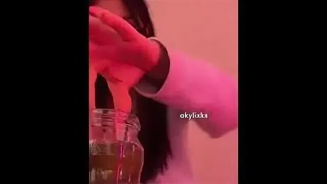Видео с аминами