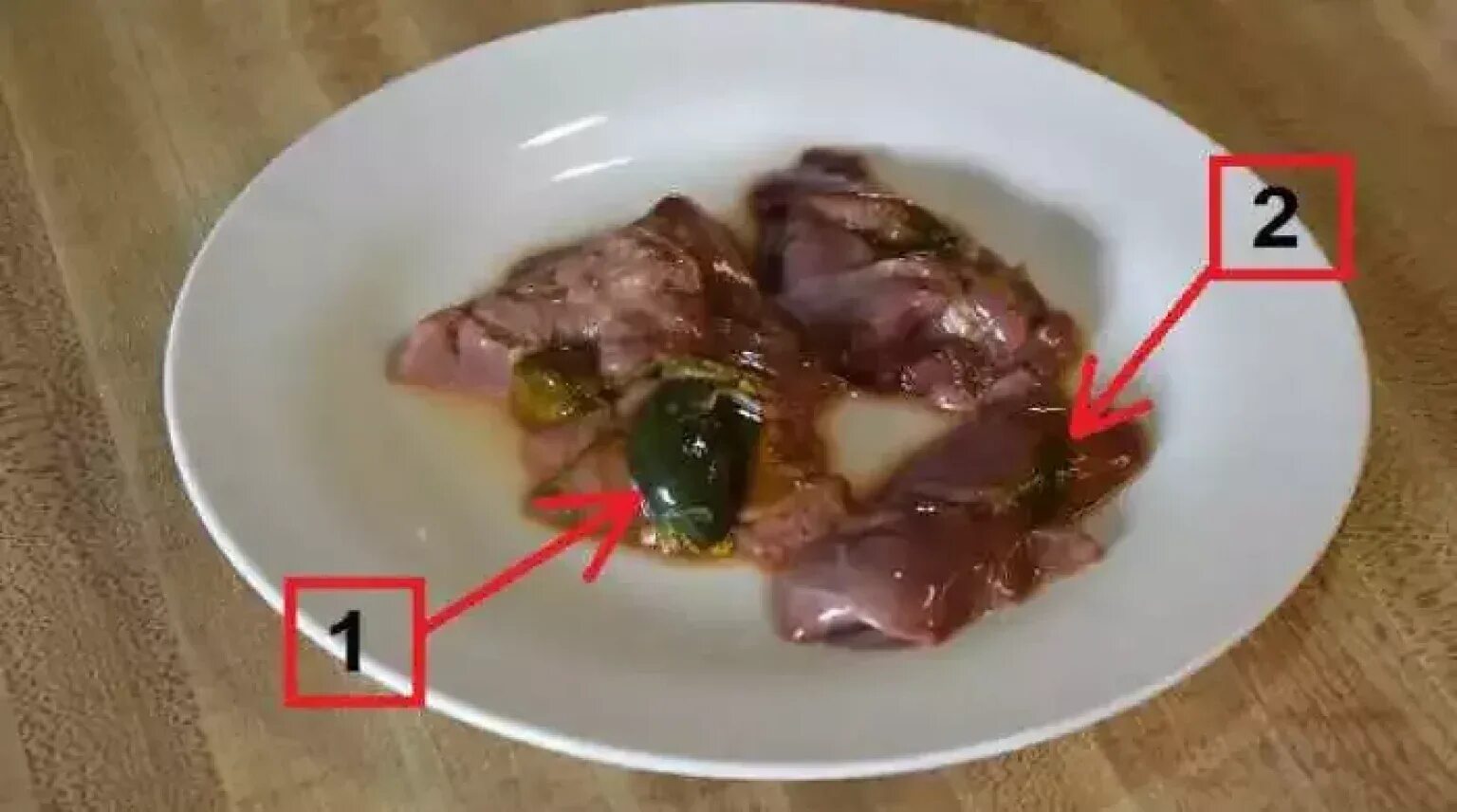 Можно кушать куриную печень. Куриная печень желчный пузырь. куриная печень с желчным.