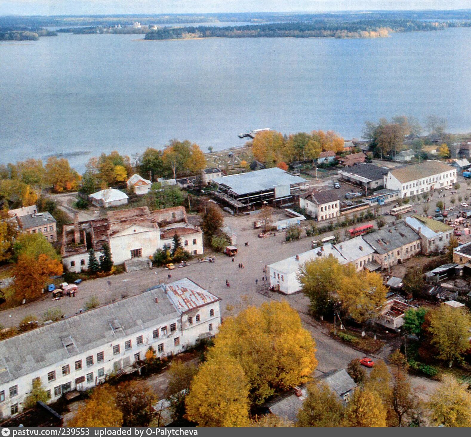 Город Валдай Новгородской области. Центр Валдая Новгородская область. Валдай центр города. Новгородская область город Валдай центр. Валдай население