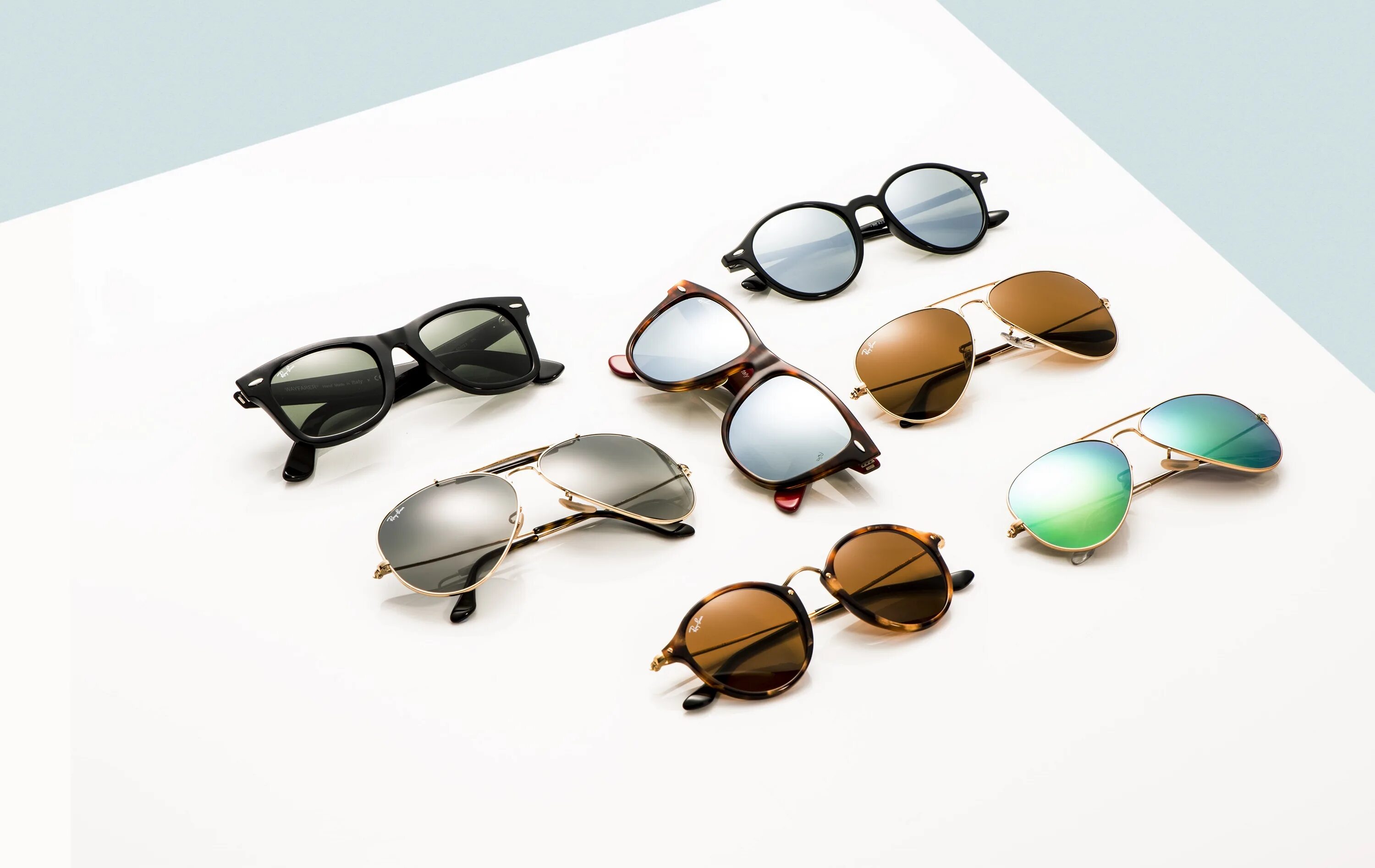 An s sunglasses. Background солнцезащитные очки. Очки флэтлей. Солнечные очки Дубай. Очки Sunglass Hut реклама.