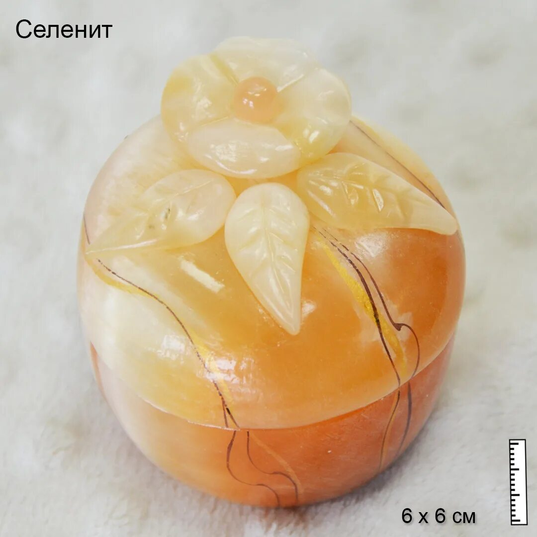 Селенит 2. Шкатулка из селенита. ракушка селенит. тюльпан из селенита. посуда из селенита.