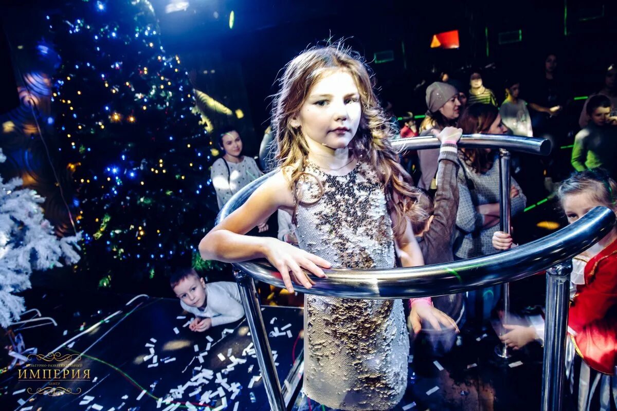 Молодежная дискотека. Детские дискотеки новый год. Детская дискотека новый год. Молодёжная новогодняя дискотека состоялась. Детские дискотеки.