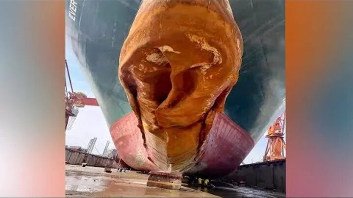 Ever given ремонт. Flood adn hurricane city. Колоссальный ущерб. Ever given контейнеровоз в доке. Колоссальный ущерб.