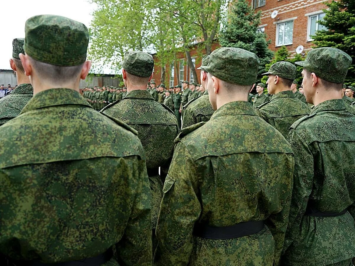 Военная служба. Весенний призыв. Военнослужащие по призыву. Военная служба. Военнослужащие. Формы военной службы в рф