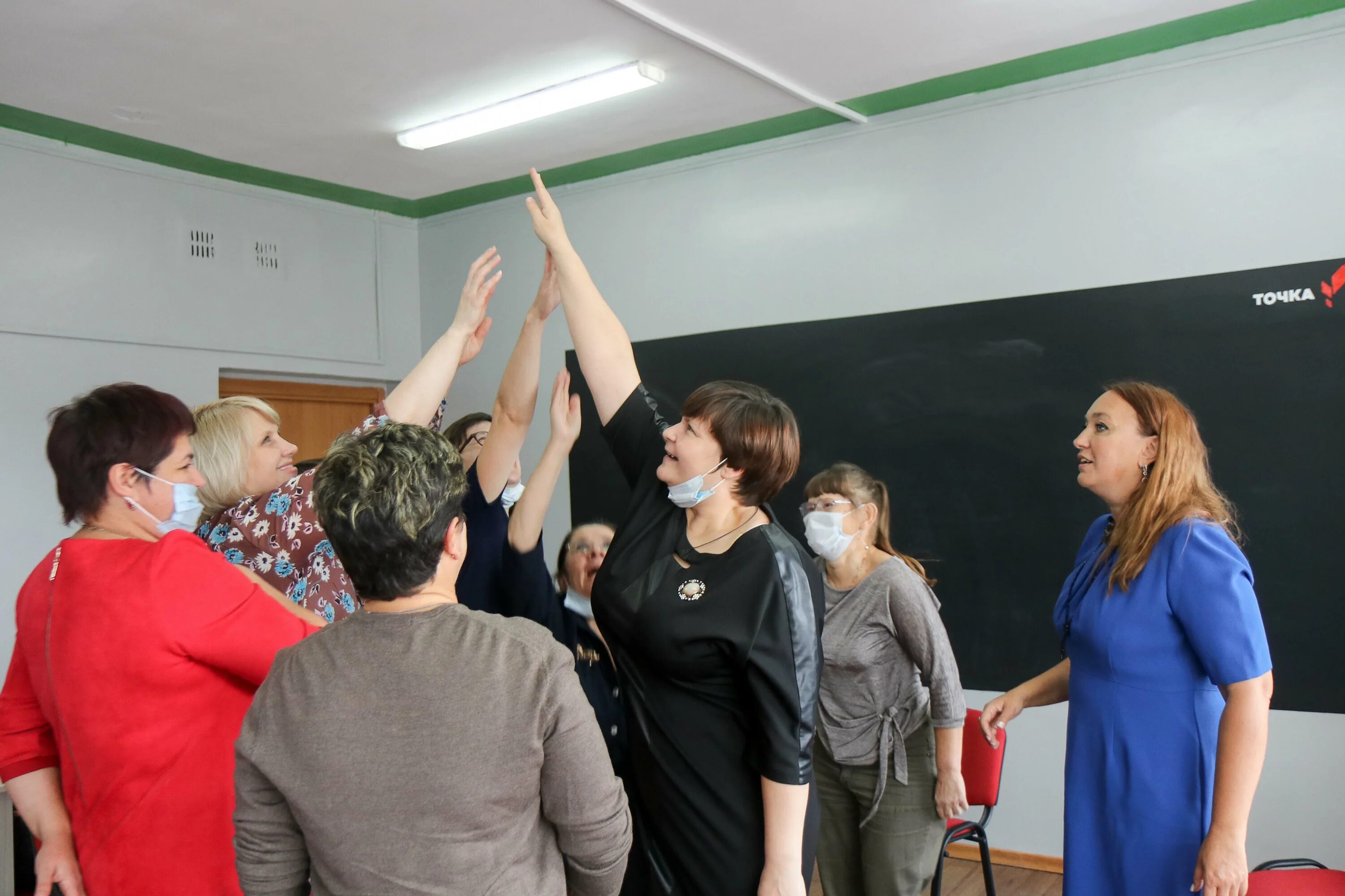 образование школа. учитель и ученик. обучение педагогов школы. обучение педагогов школы. повышение квалификации преподавателей.