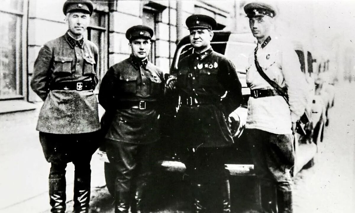 Подвиги сотрудников нквд. Солдаты второй мировой войны нквд. Нквд великая отечественная война. 10 дивизия нквд сталинградская битва. Милиционер 1941.