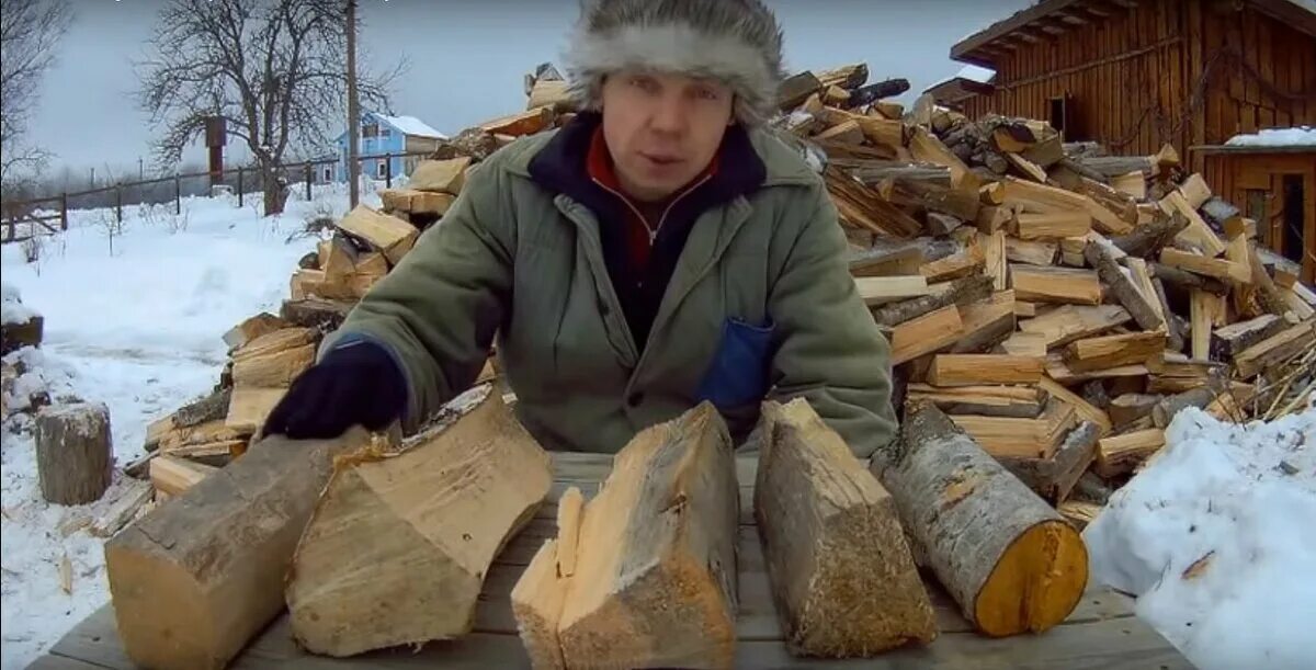 Деревенский блокнот ютуб новое видео. Дрова деревня видео. Деревенский блокнот. Деревенский блокнот фото. О пришло а покажи а покажи как дрова а покажи деревню.