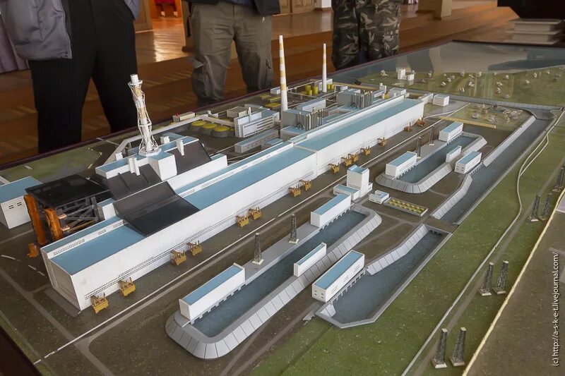 Модель чернобыльской станции из бумаги чертеж ЧАЭС до аварии 3d model