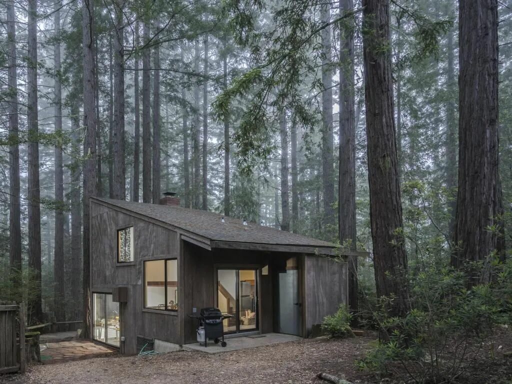 Vacation cabin