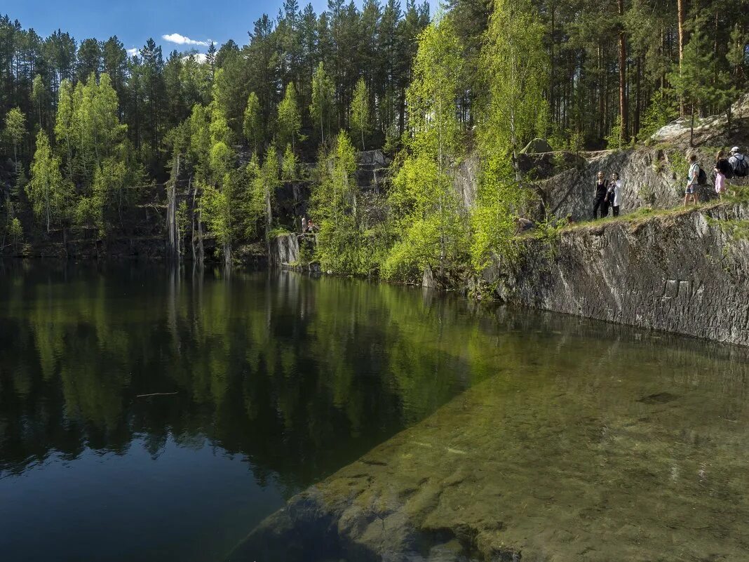 Природный парк Бажовские места и озеро Тальков камень. Заповедник Тальков камень Сысерть. Озеро Тальков камень Челябинская область. Сысерть озеро Тальков камень.