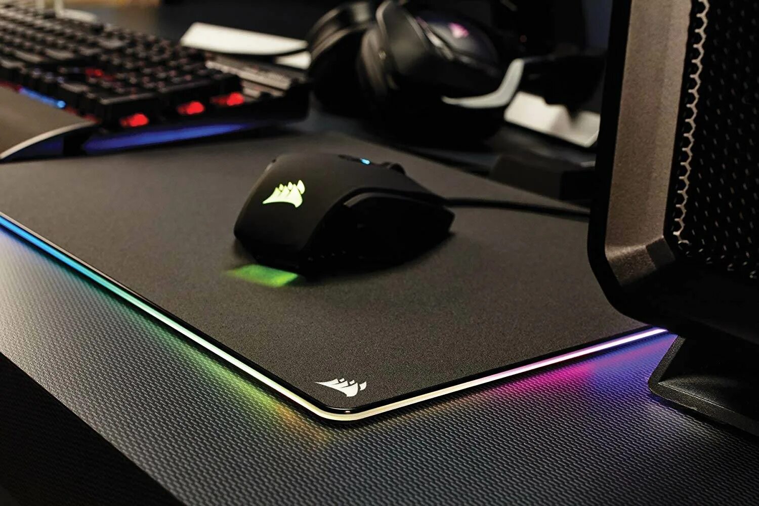 Corsair gaming mm800 rgb polaris. Razer goliathus control. Лучшие игровые коврики. Игровой коврик bloody mp-50rs rgb. Коврик bloody mp-50rs.