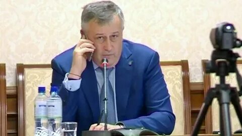 Линия губернатора телефон