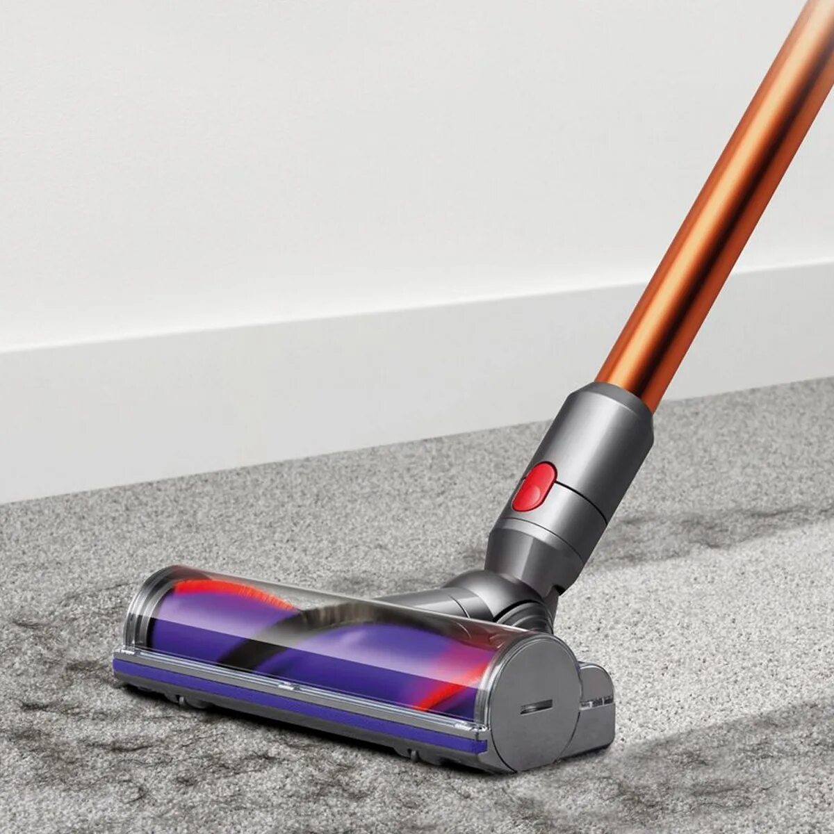 Dyson Cyclone v10 absolute. Dyson Cyclone v10. Пылесос Dyson Cyclone v10 animal. Пылесос Dyson v10 Motorhead. Вертикальный пылесос dyson v8