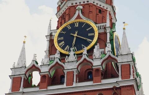 Часы москвы фото