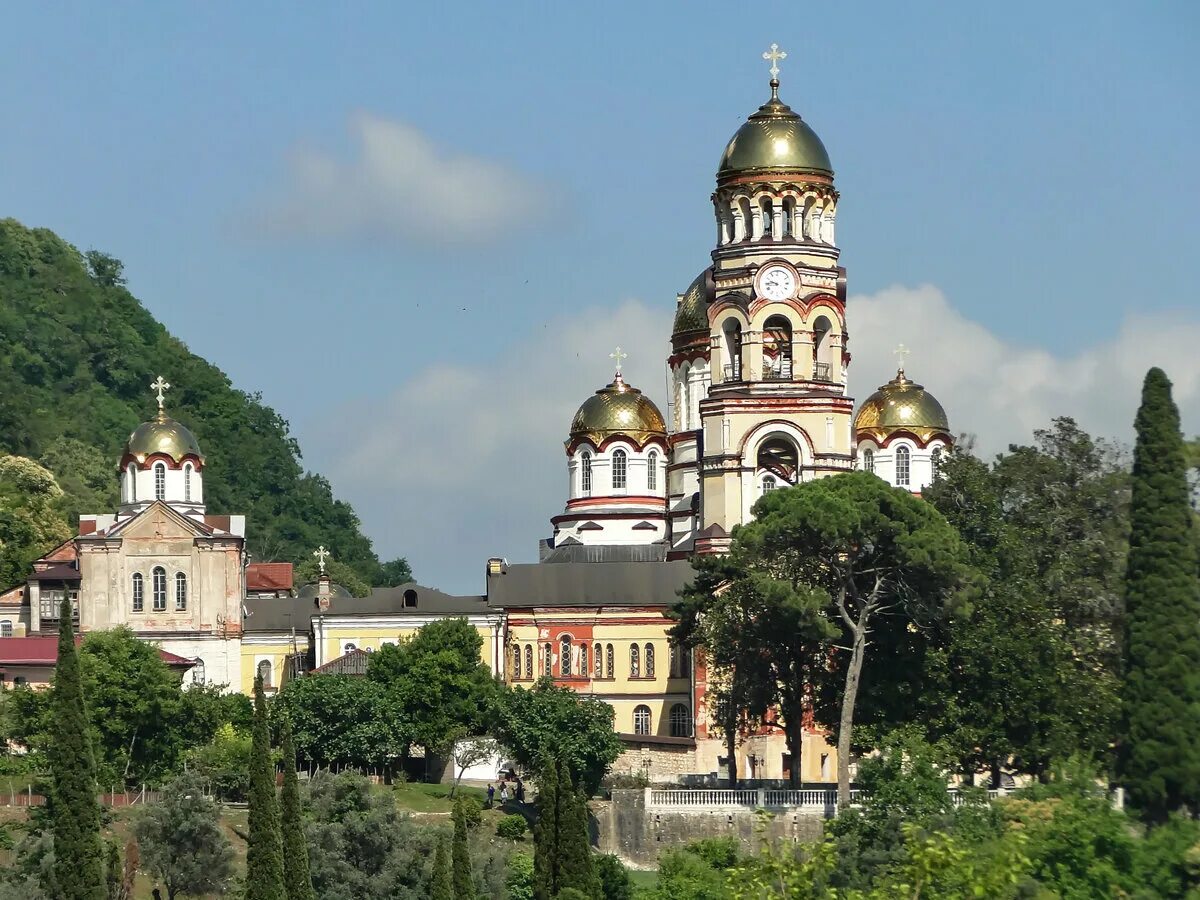 Прогноз новый афон. Храм в Абхазии новый Афон. Ново-Афонский Симоно-Кананитский монастырь.