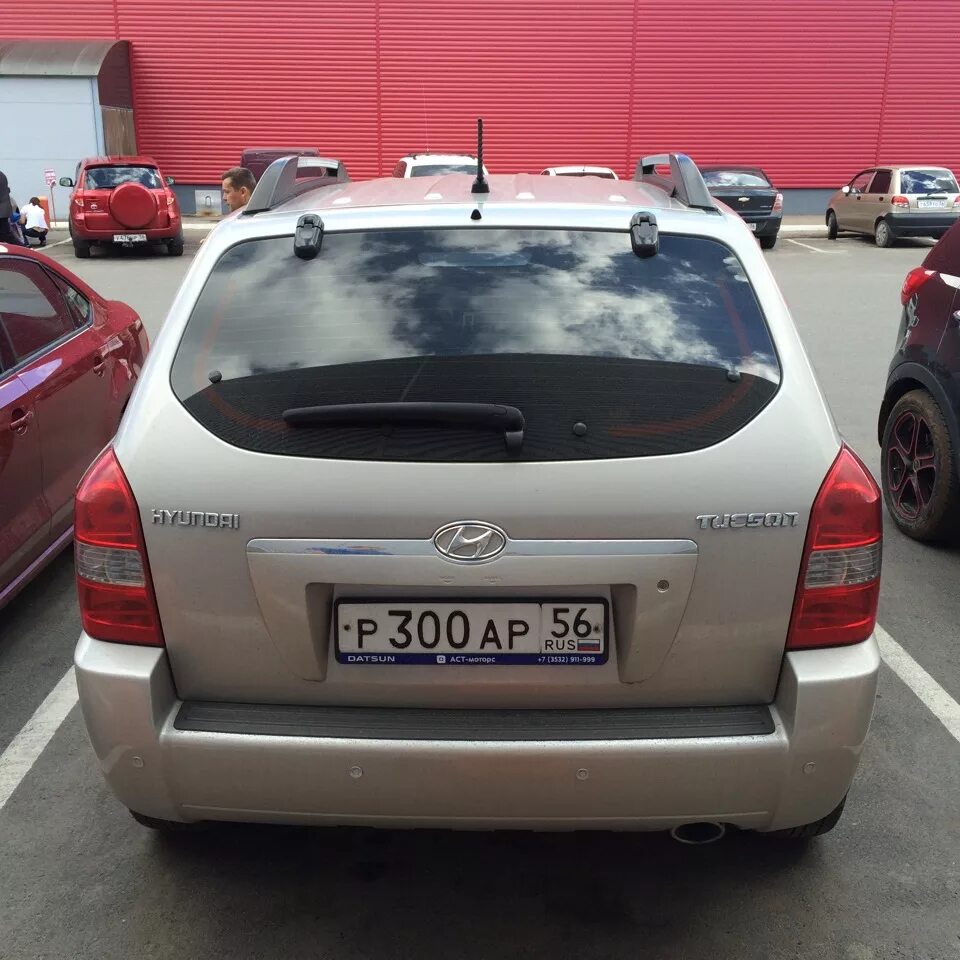 Парктроник туксон 2016. Установка парктроника hyundai tucson 2008. Парктроники туксон 2006. Установка парктроника hyundai tucson 2008. Передний парктроник туксон 2008.