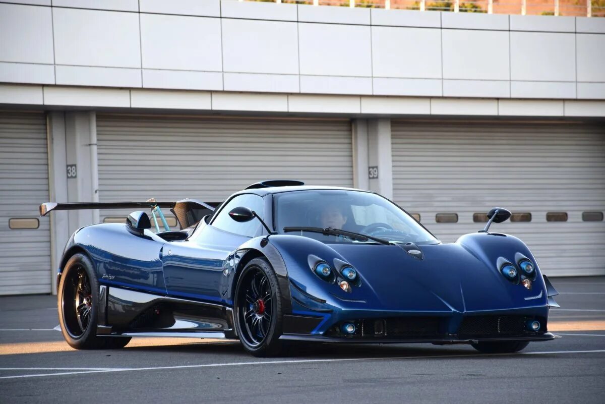 Новая зонда. Машина Pagani Zonda. Pagani Zonda 760 Roadster. Pagani Zonda Roadster. Zonda 760 x.