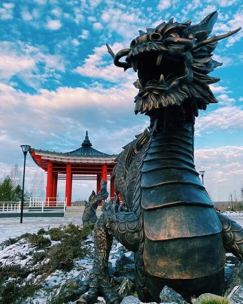 Китайский парк тюмень. Парк российско-корейской дружбы тюмень. парк дружбы с кореей тюмень. китайский парк в тюмени. корейский парк в тюмени на алебашевской.