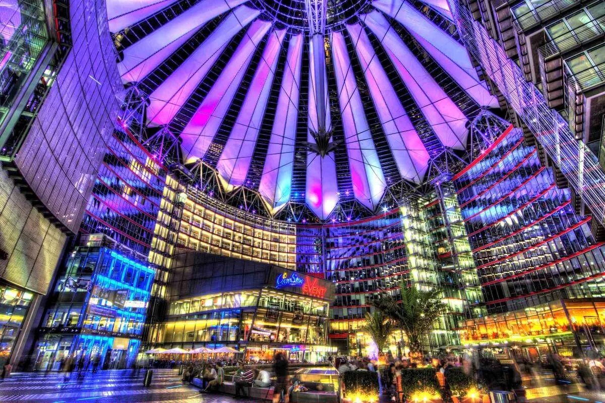 Комплекс сони центр в Берлине. Sony Center на Potsdamer Platz. Потсдамская площадь. Sony Center. Sony Center на Потсдамской площади в Берлине.