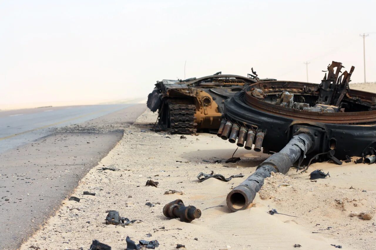 Подбитый челленджер. Т-72 В Сирии.