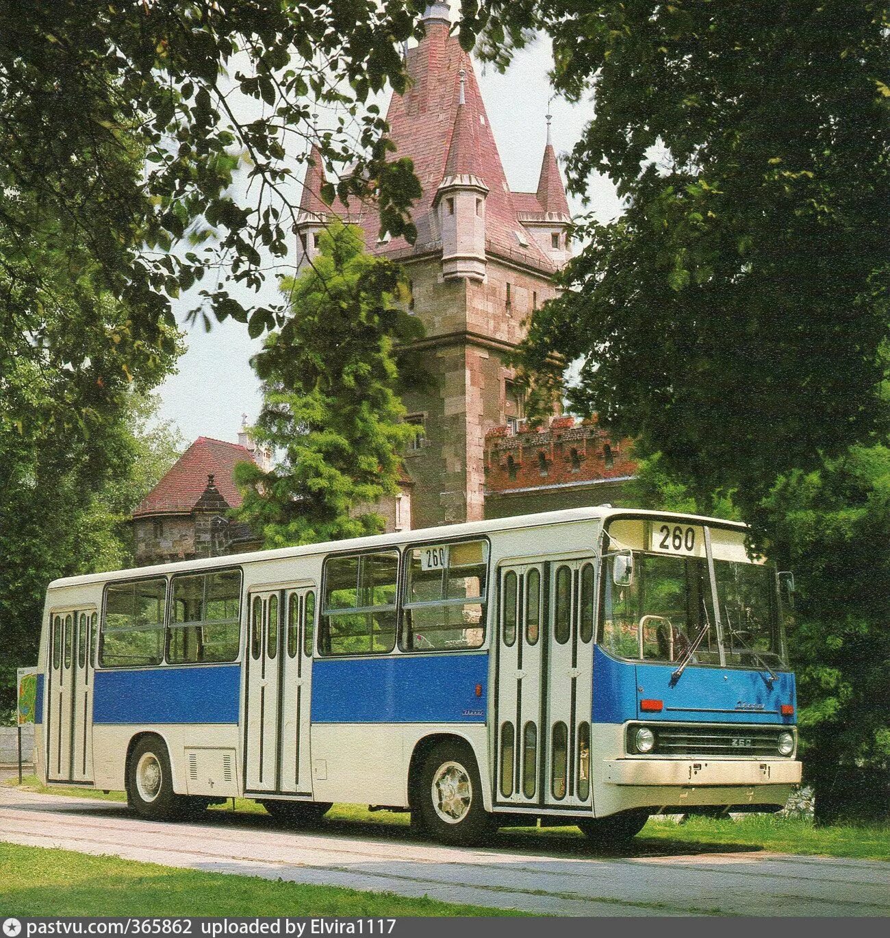 Венгерский автобус. Венгерский икарус. Ikarus венгрия. Ikarus 280 автобусы венгрии. Икарус 160.