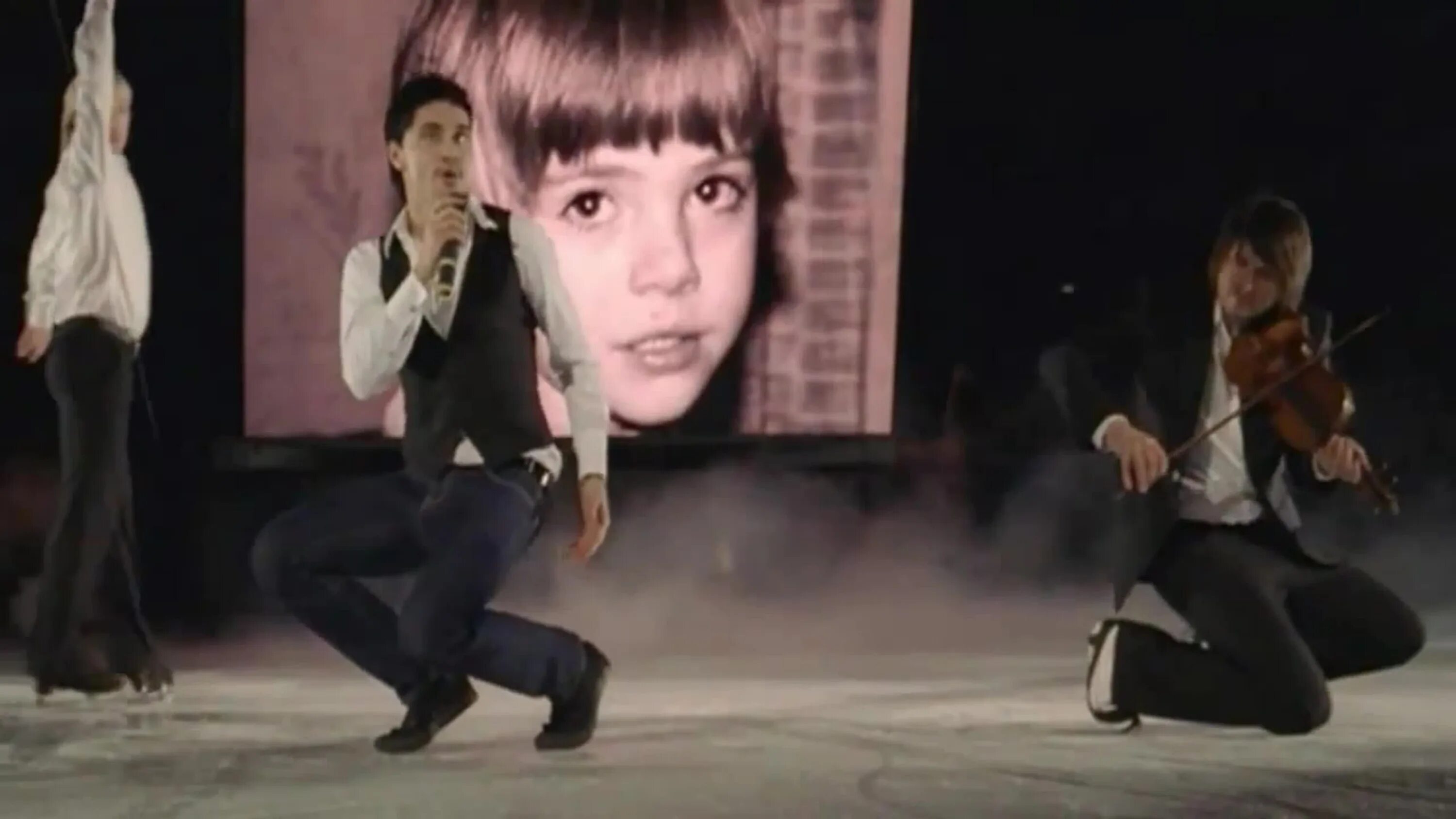 Клипы believe me. Клипы believe me. Билан клипы. Клипы believe me. Клипы believe me.