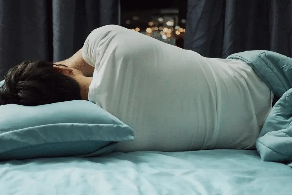 С крепкий сон. Sleep include. Удобные позы для сна. Sleep include. Sleep include.