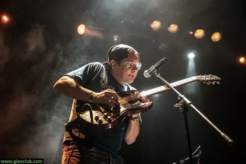 Кирпичи концерт