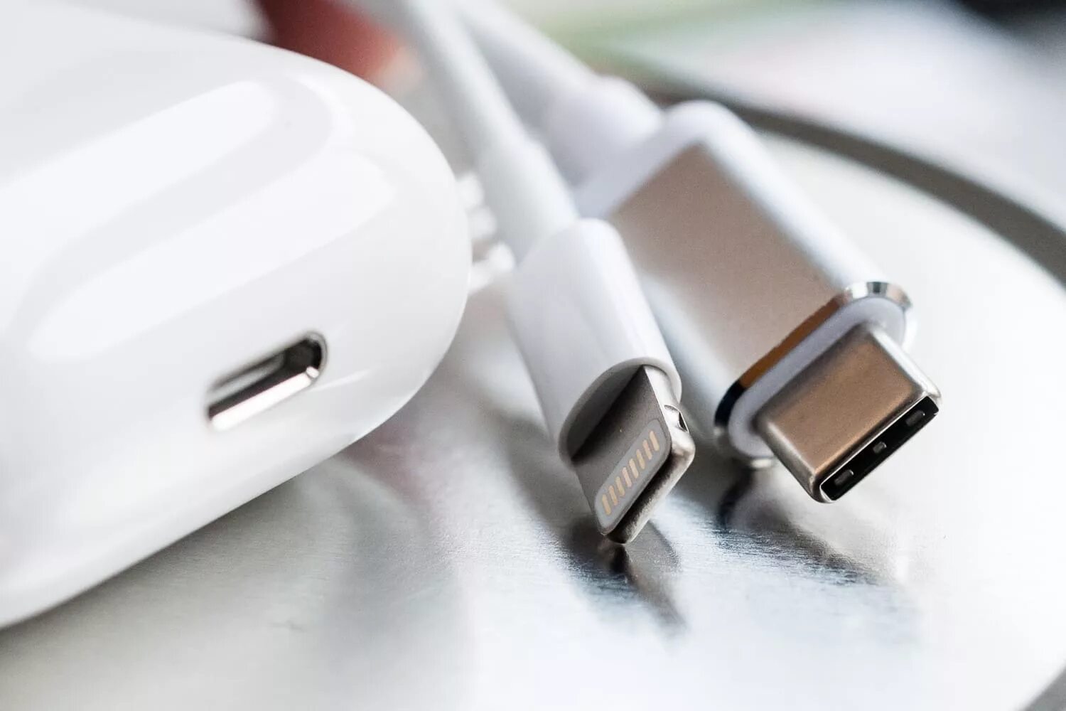 Заменит ли type c. Usb c lightning apple. кабель usb type c lightning apple. зарядка для iphone type-c - lightning. кабель apple usb type-c/lightning (1 м).