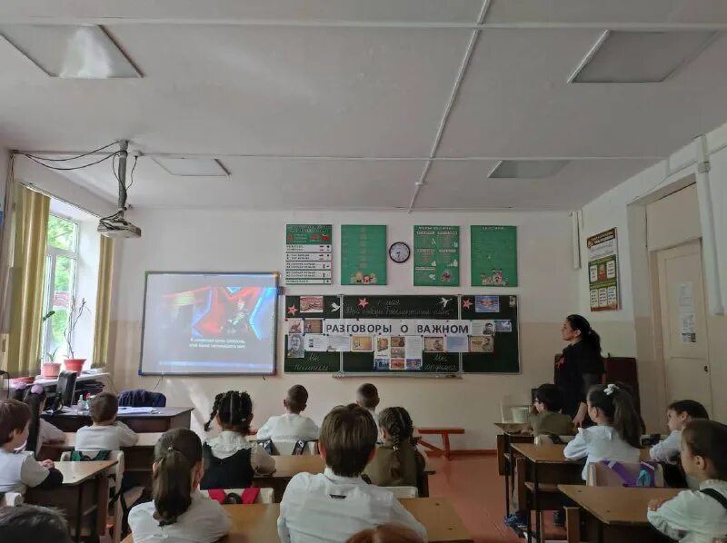 10 школа в г. Школа 10 избербаш. 11 школа избербаш. Школа 10 избербаш. Сош 10 избербаш siberobr.