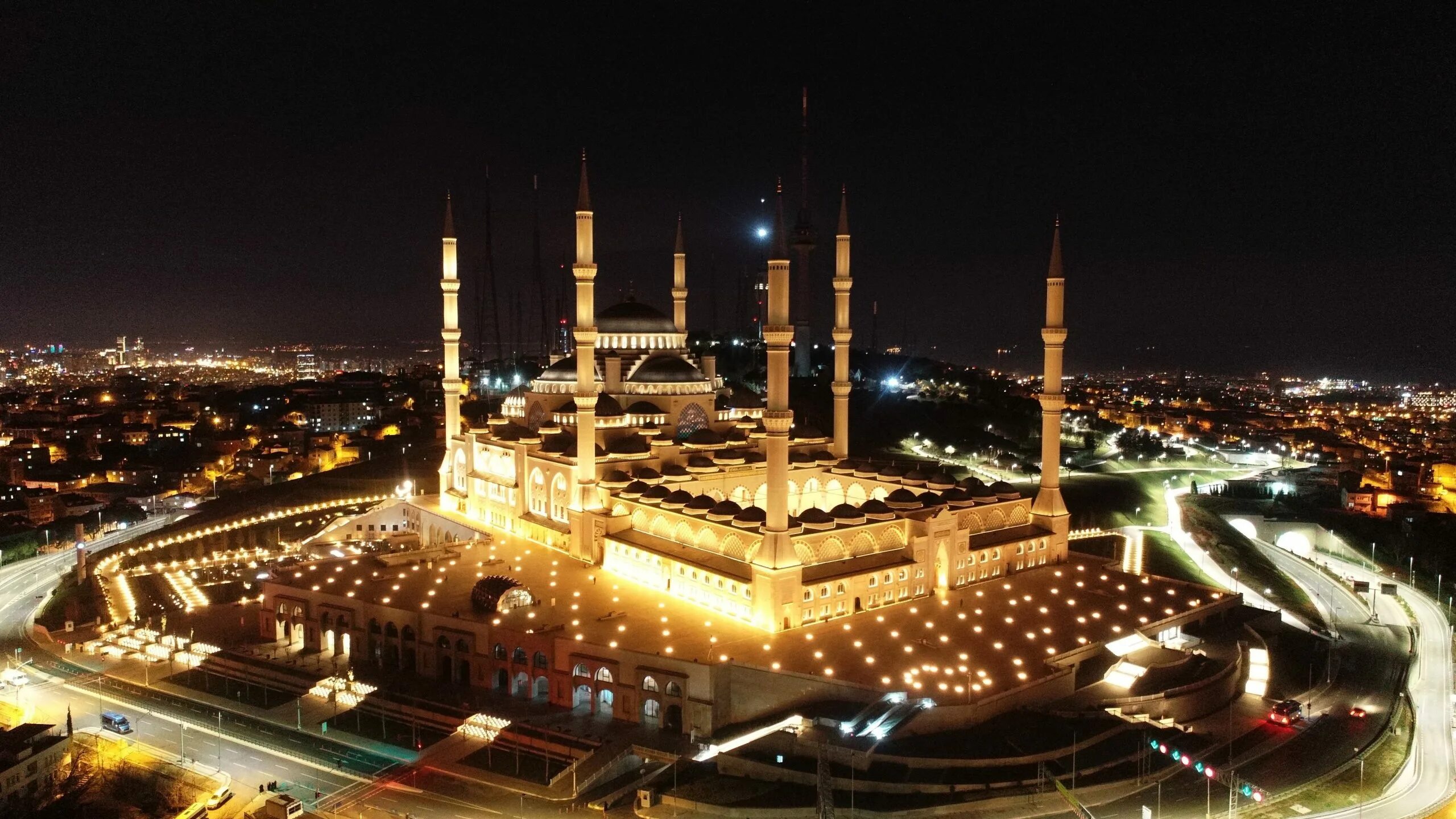 Мекка. Mosque Night.