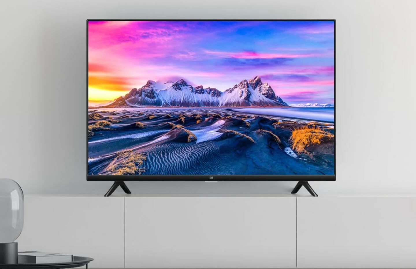 Телевизор Сяоми 32. Телевизор Xiaomi 32 дюйма. Xiaomi mi TV p1 65. Экран телевизора ксиаоми