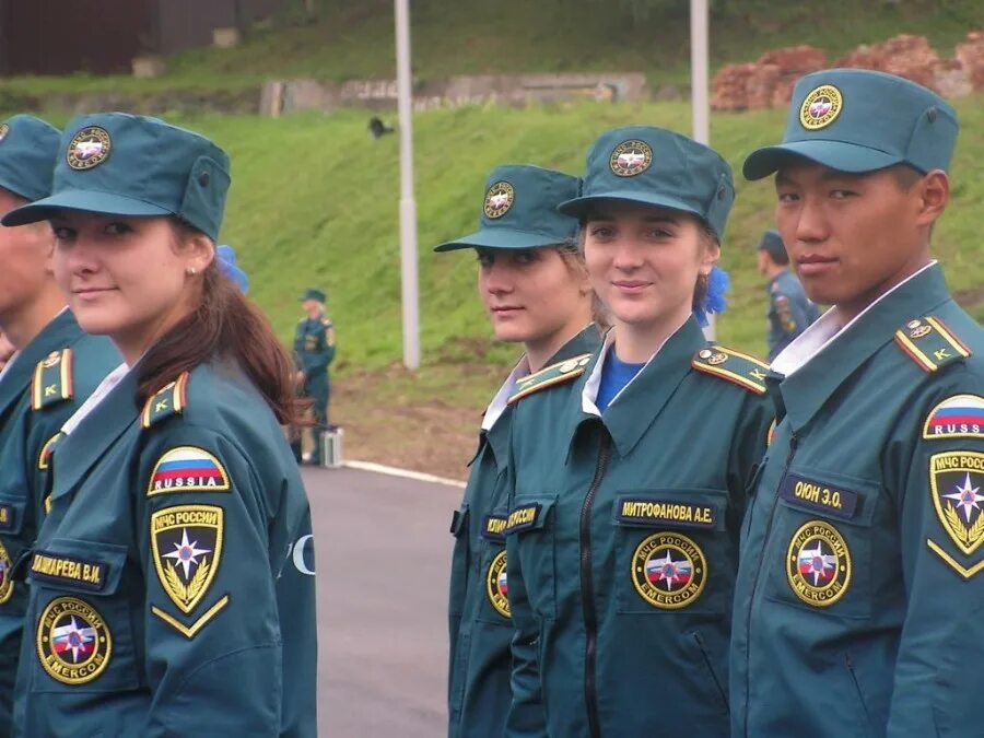 Сайт пожарно спасательной академии. Академия МЧС Железногорск. Колледж МЧС Железногорск. Сибирская пожарно-спасательная Академия Железногорск поступление.