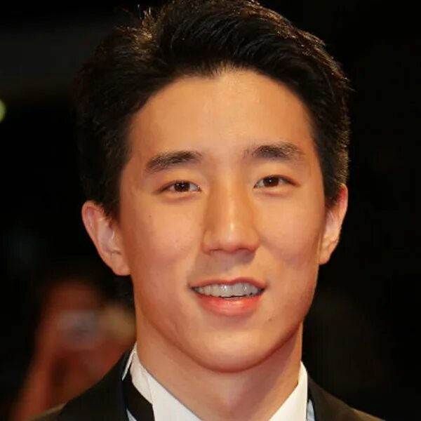 Актер пекин. Ен актер. Юньлун и аянга. Памир пекин. Алкас мирза великолепный век актер.