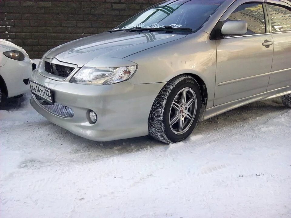 Тойота королла 120 омск купить. Тойота Королла 120. Королла 120 кузов. Toyota Corolla 120 кузов Tuning. Обвес Тойота Королла 120.