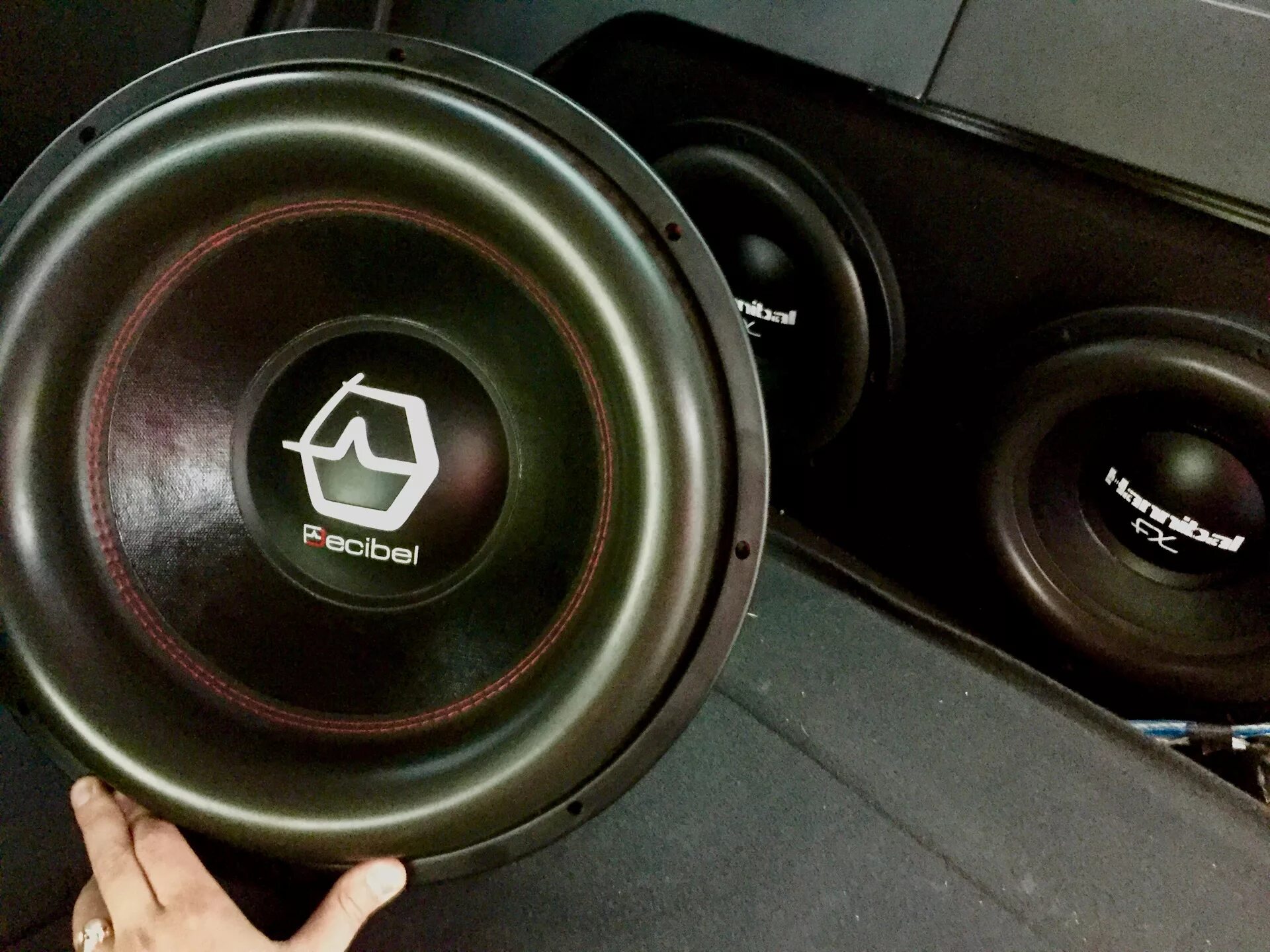 Урал сабвуфер ural decibel 18. Урал децибел. 180 v2. Урал децибел 12. Сабвуфер 18 дюймов урал децибел.