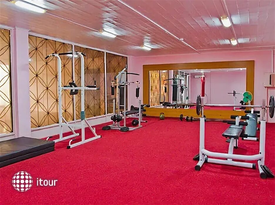 ейск фитнес центр здравница. берег тренажерный зал. здравница ейск спортзал. фитнес саратов чернышевского. берег спортзал восточное крыло.