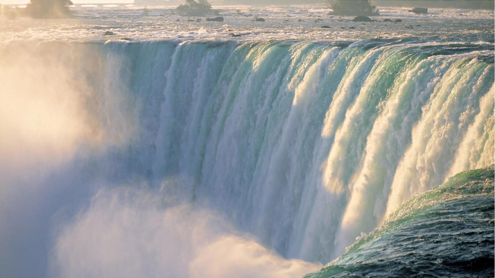 Шум далекого водопада. Ниагарский водопад Канада. Водопад Ниагара живой. Ниагарский водопад самый высокий водопад в мире.